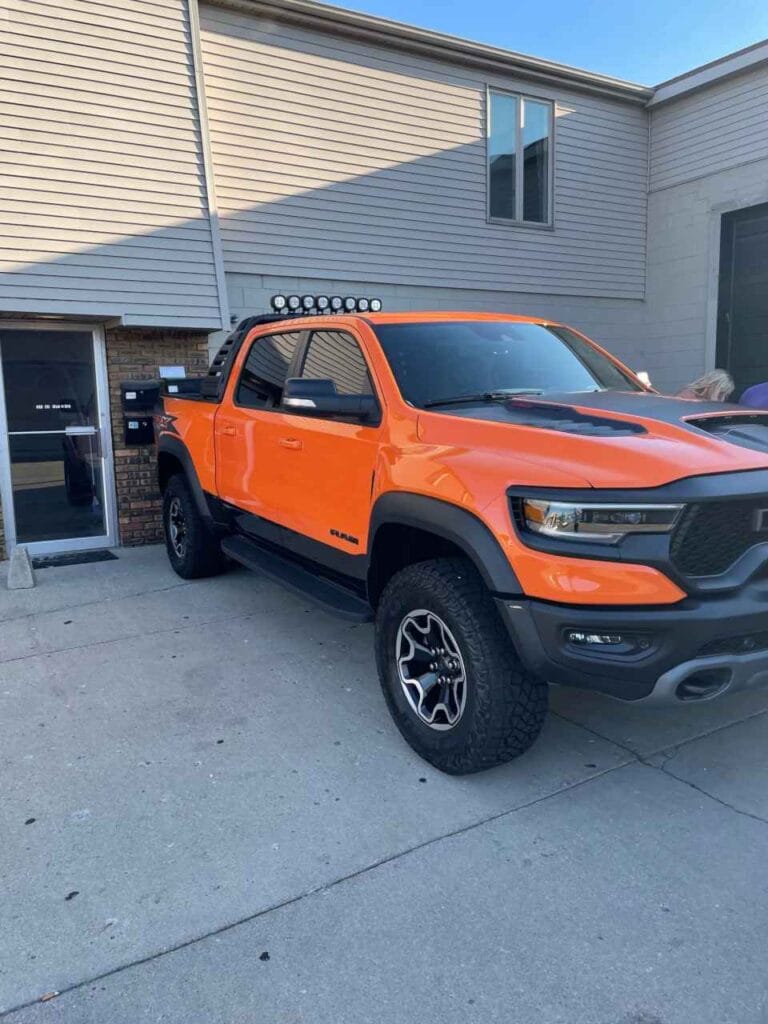 Level+3+exterior+both+engine+bay+and+decon+wash-2880w car-ceramic-coating